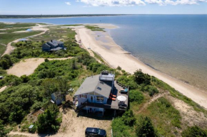 Unique waterfront home with stunning views